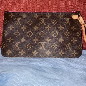 authentic louis vuitton never full wristlet